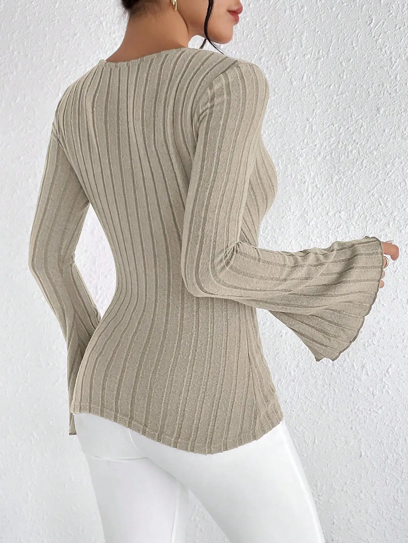 Sexy gestreiftes Damen-Langarmshirt mit V-Ausschnitt